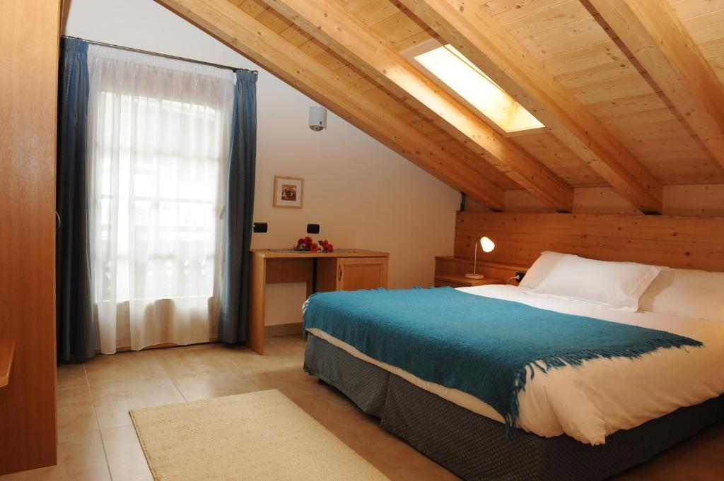 Chalet Tea Da Bondi Livigno Kamer foto