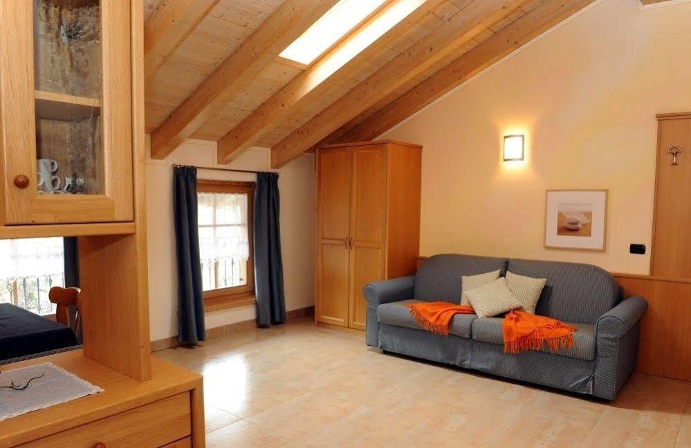 Chalet Tea Da Bondi Livigno Buitenkant foto
