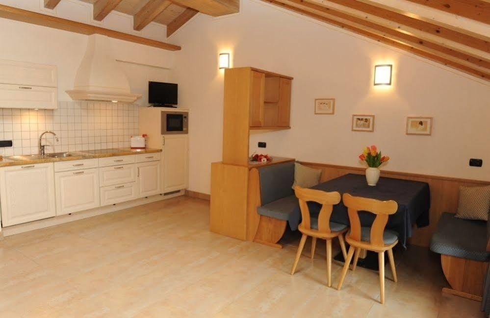 Chalet Tea Da Bondi Livigno Buitenkant foto